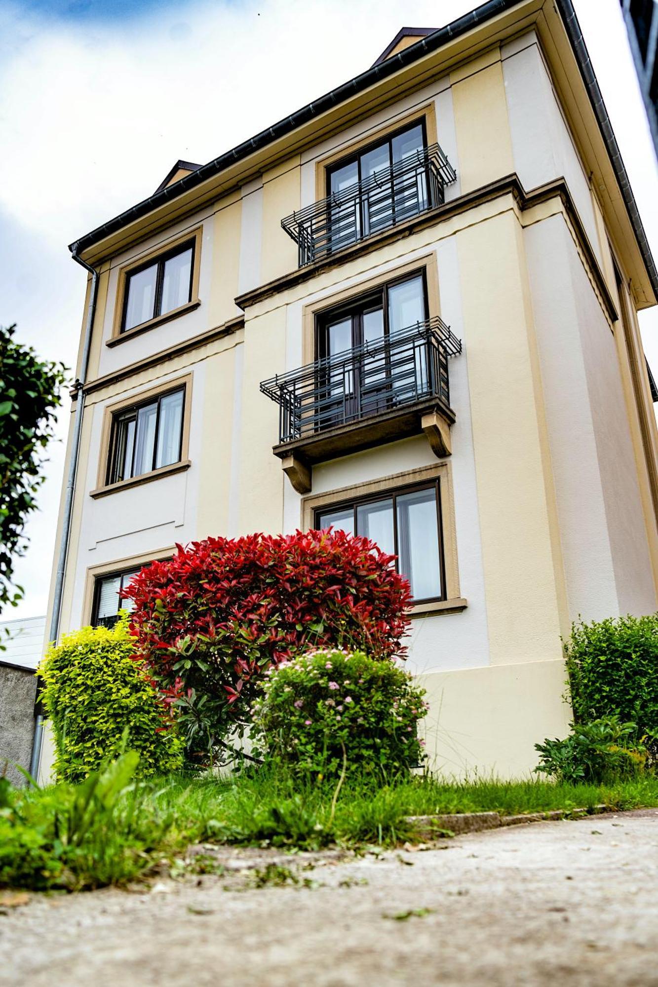 Bel Ami 01 - Turquoise & Or - Moderne Chic - Centre Ville - Acces Jardin - Clim - Wifi - Parking - Localisation Ideale ستشيلتيغهيم المظهر الخارجي الصورة